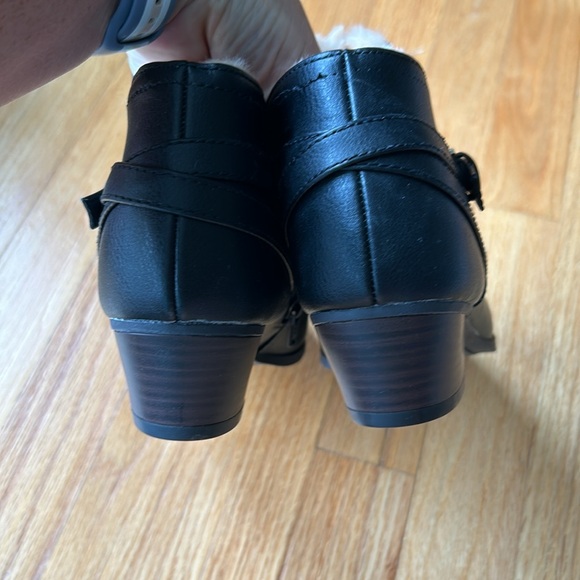 New Old Navy Fur Lined Booties Sz 8 - Picture 5 of 7